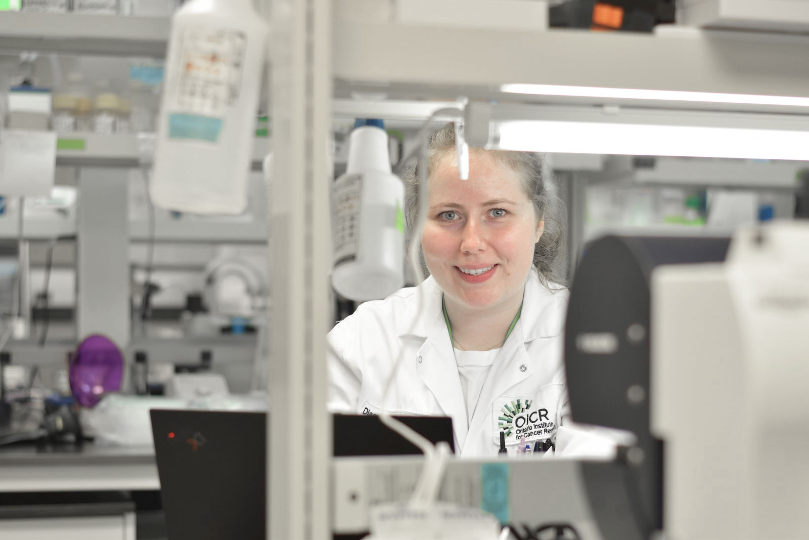 Researcher in the Diagnostic Development Lab